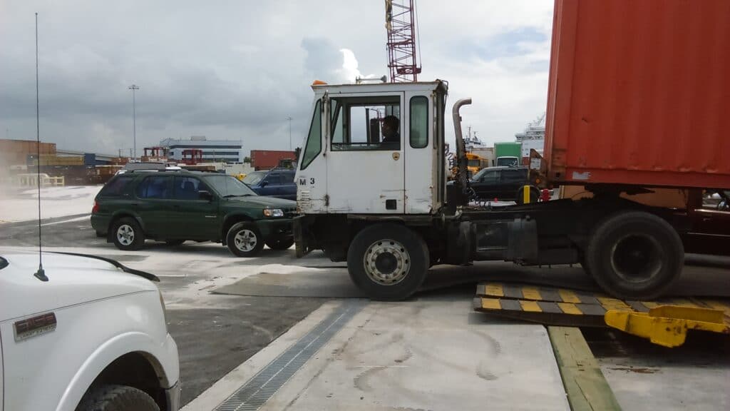 卡车交通沟排水系统亚博网站有保障的